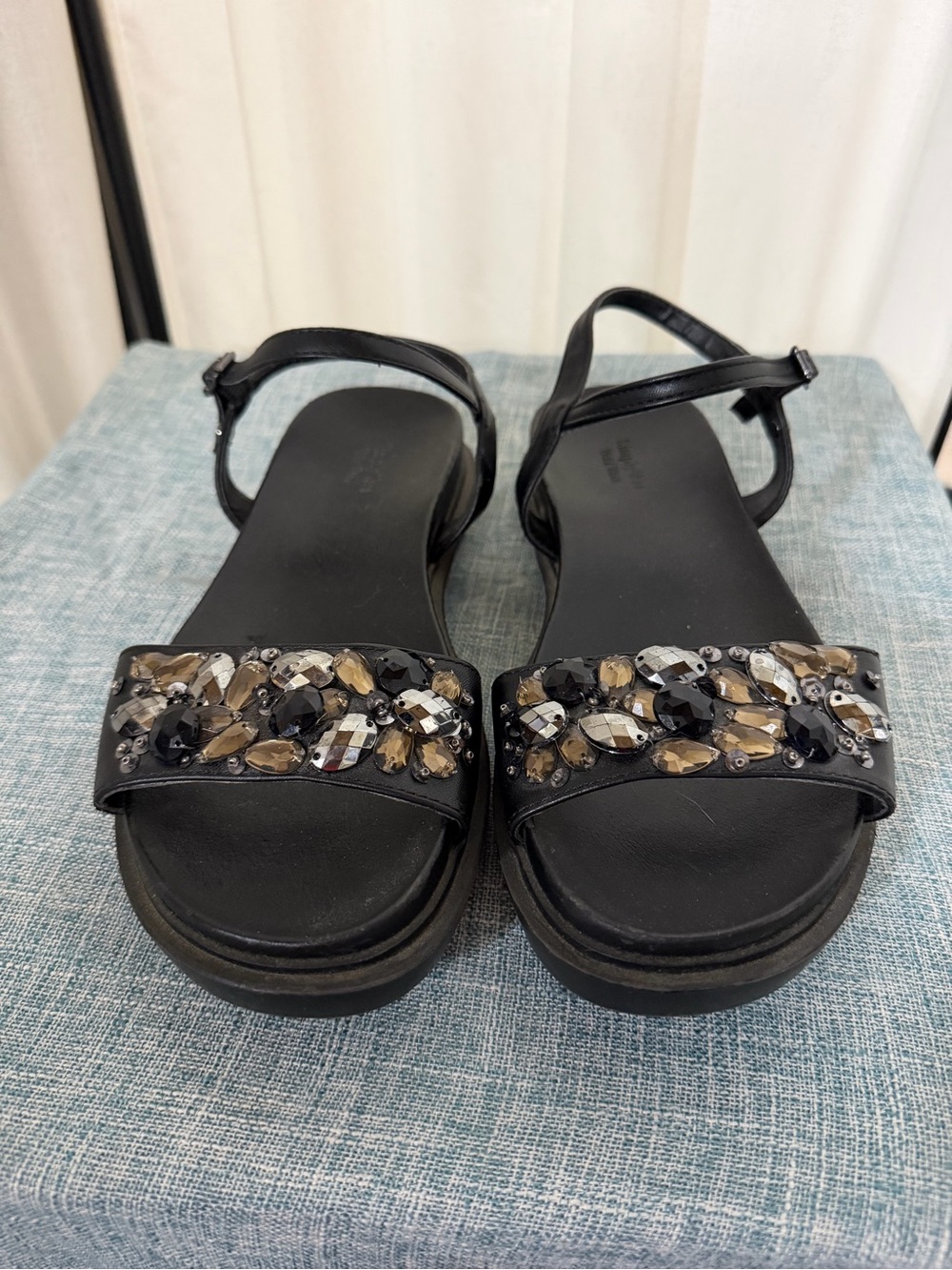 Simply Vera Vera Wang Black Jeweled Strap Sandals